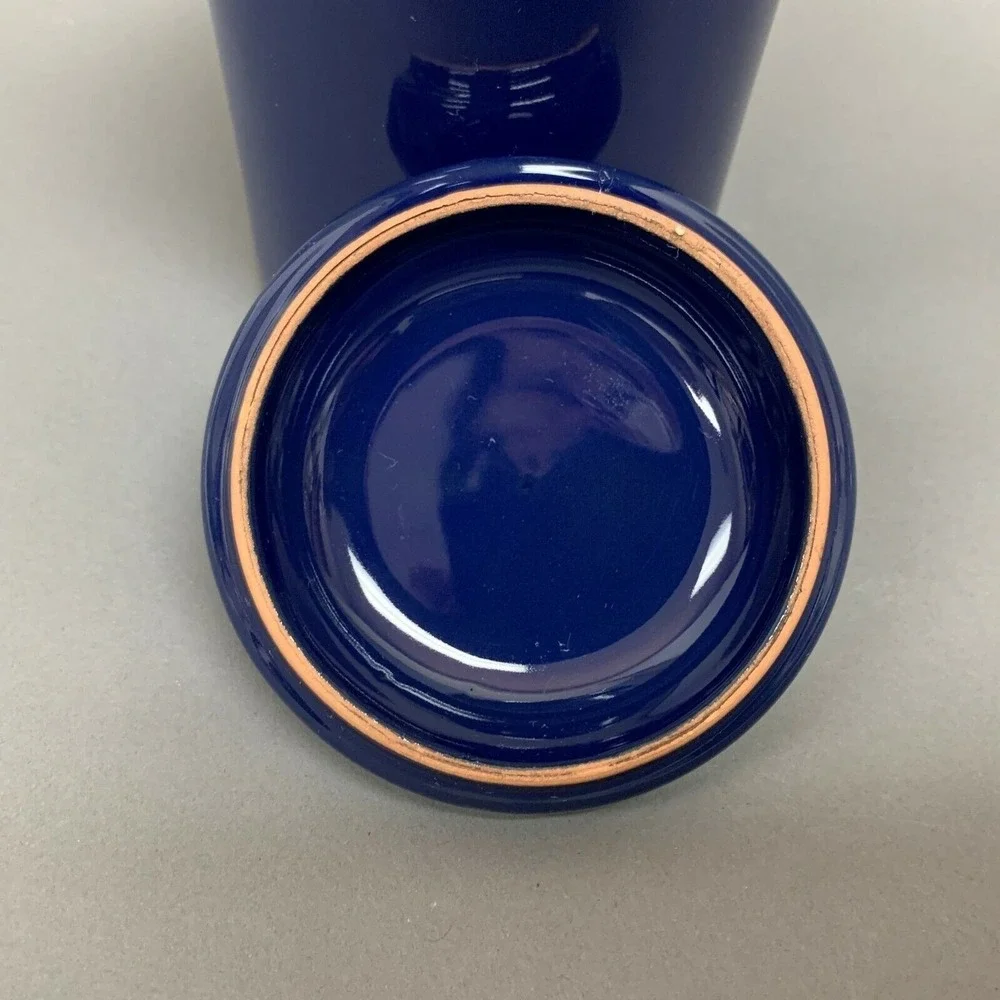 The Unbranded Brand blue brown